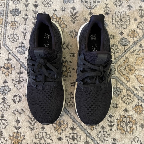 Adidas Ultraboost - Picture 4 of 14